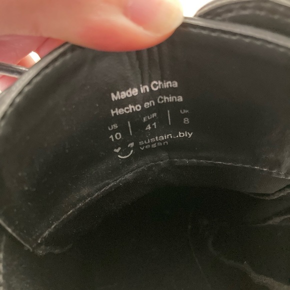 Black Heeled Boots Size 10 - Picture 4 of 4